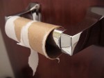 Víte, jak se třídí rolička od toaletního papíru? 